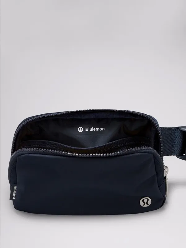LULULEMON Everywhere Belt Bag in Black NWOT - Image 7
