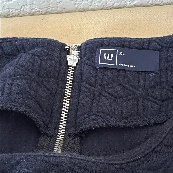 GAP Dark Blue Quilted Zip-Up Sweater - Image 7