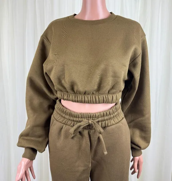 Zenana 2 Pcs Crop Top Tracksuit Jogger Pants Set Outfit Workout Active Lounge Olive Green Size Large - Image 3
