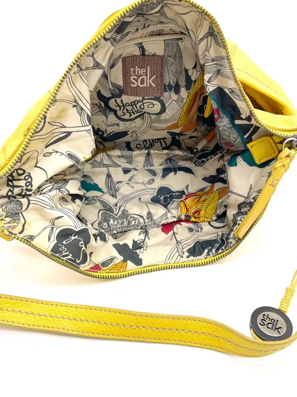 The Sak Kendra Hobo Shoulder Bag Mustard Yellow Leather Slouchy Zip Pocket Purse - Image 9