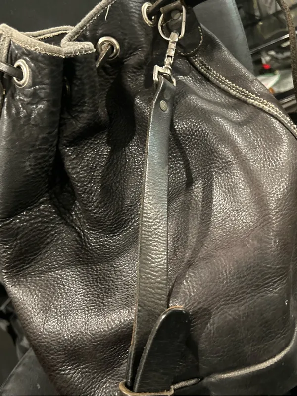 Vintage Rugby Black Leather Drawstring Bucket Bag North America - Image 12