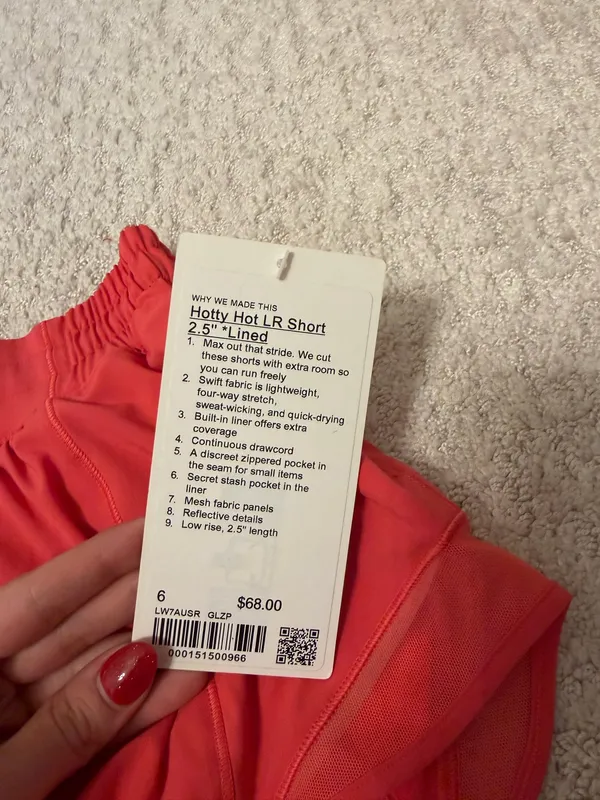Lululemon Shorts Hotty Hot - Image 2