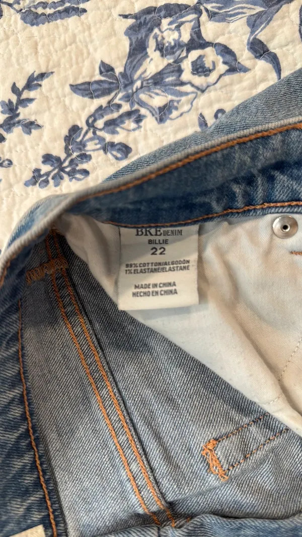 BKE Buckle Billie Shorts  - Image 6