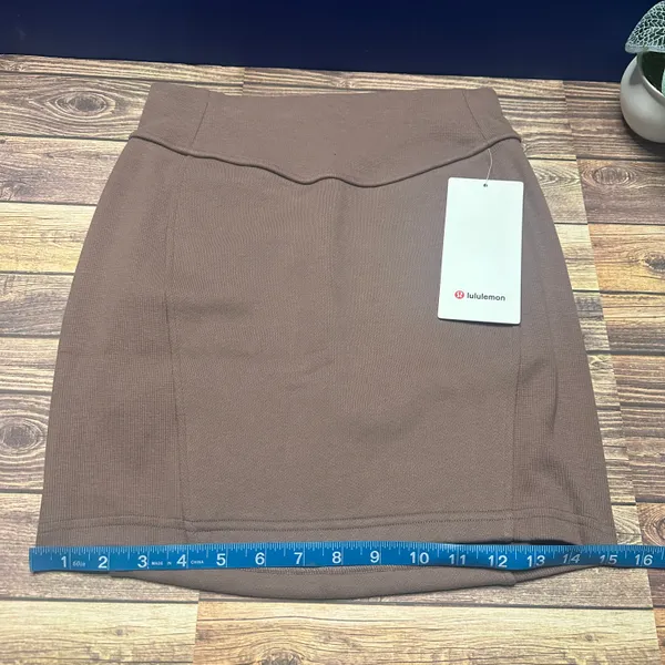 Lululemon Scuba High Rise Mini Skirt NWT Size XS (TPTC) LW8ALSS - Image 8