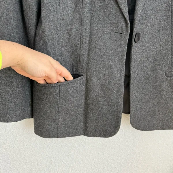 Sag Harbor Wool Blend Blazer Jacket In Dark Gray Pockets Button Women’s Size 12 - Image 3
