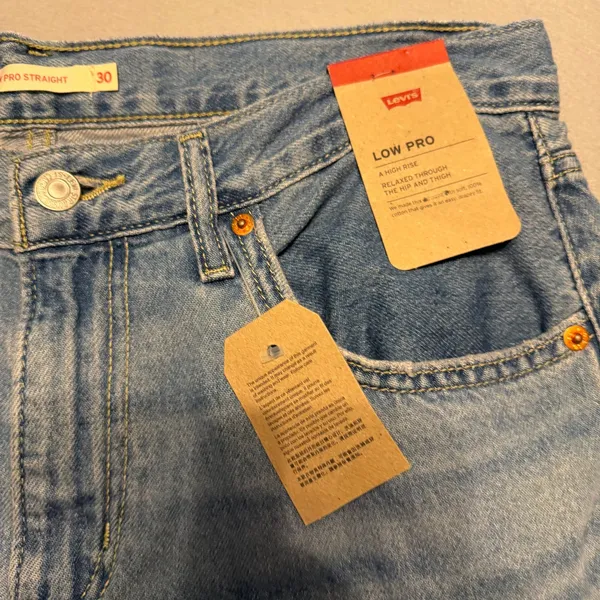 Levis Low Pro Straight Jeans Light Wash Denim High Rise Women Size 30 - Image 9