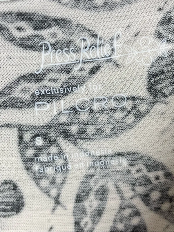 Anthropologie Press Relief Pilcro Spliced-Neck Tee Size Small Black White Floral - Image 8