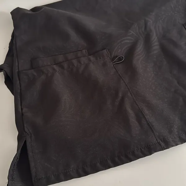 GT performance Scrubs Black V-Neck Women's Top NWOT - Image 5