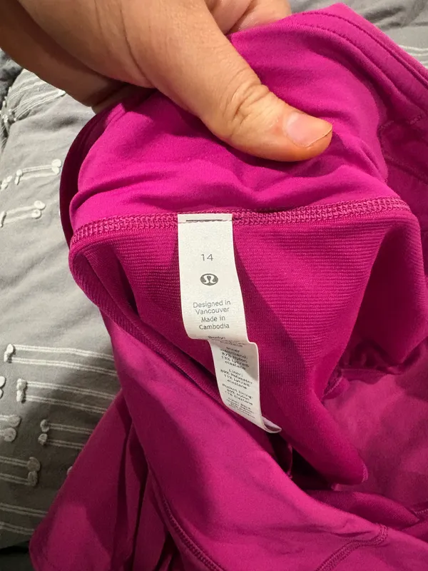 2.5" Lululemon Shorts - Image 3
