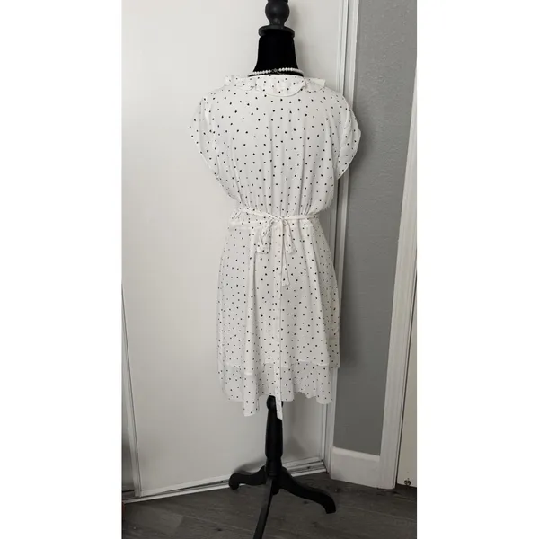 Aritzia Sunday Best Savoy Wrap Dress White Black Heart Print Ruffle Mini Size 6 - Image 4