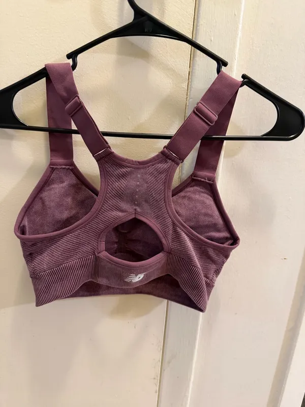 New Balance sports bra  - Image 4