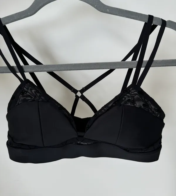 Alo Airlift Mesh Logo Sports Bra - Image 2