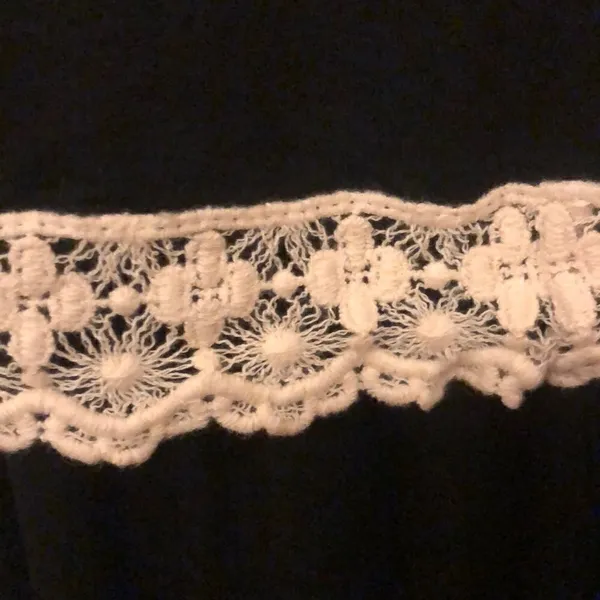 Cloud sky black maxi dress size large with crochet lace - Image 3