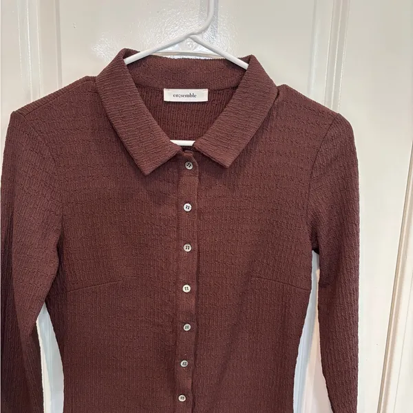 These Three Boutique NWOT Brown Long Sleeve Button-Up Shirt - Image 2
