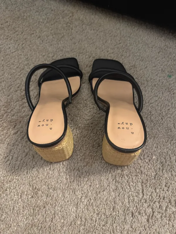 A New Day Black Faux Leather Heels Size 7 - Image 3