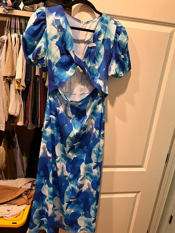 Toperth blue floral v neck twist midi dress - Image 2
