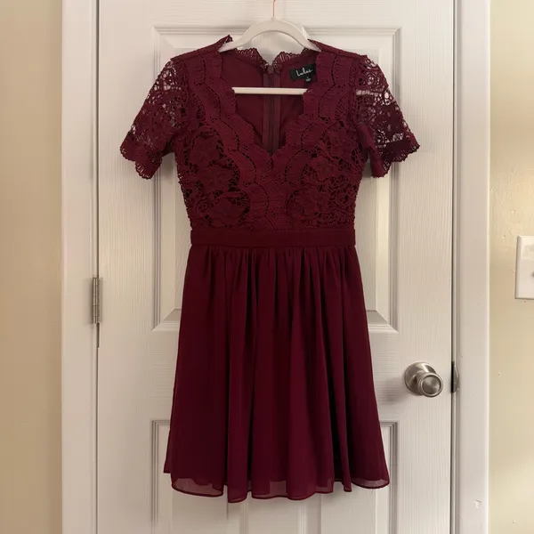 Lulus Angel in Disguise Burgundy Lace Skater Dress Small - Image 3