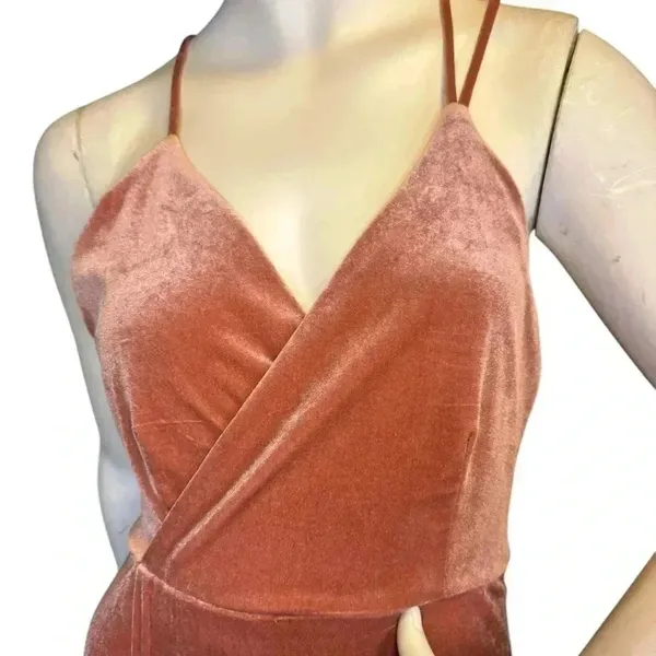 Lulus whimsical romance pink velvet faux-wrap maxi dress slits size medium.I#67 - Image 3