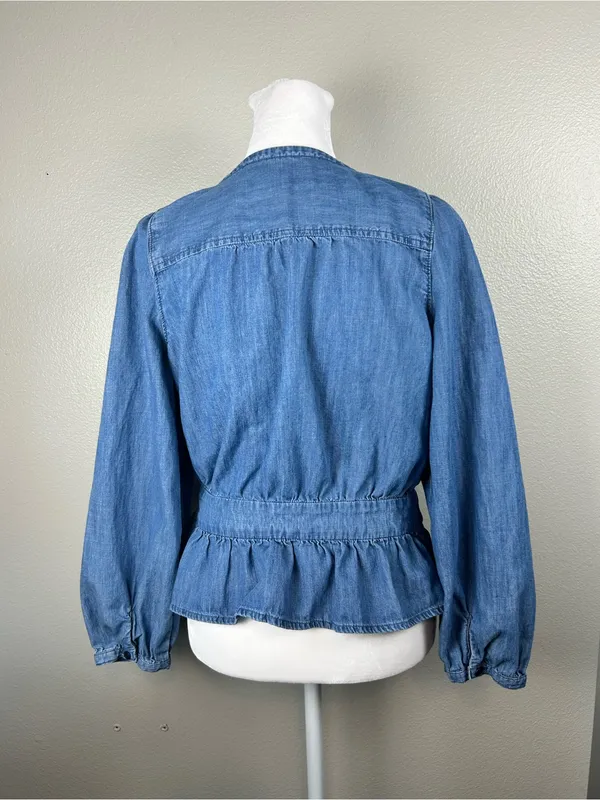 Madewell Blue Denim Wrap Peplum Blouse Size Medium Cottage Core - Image 3