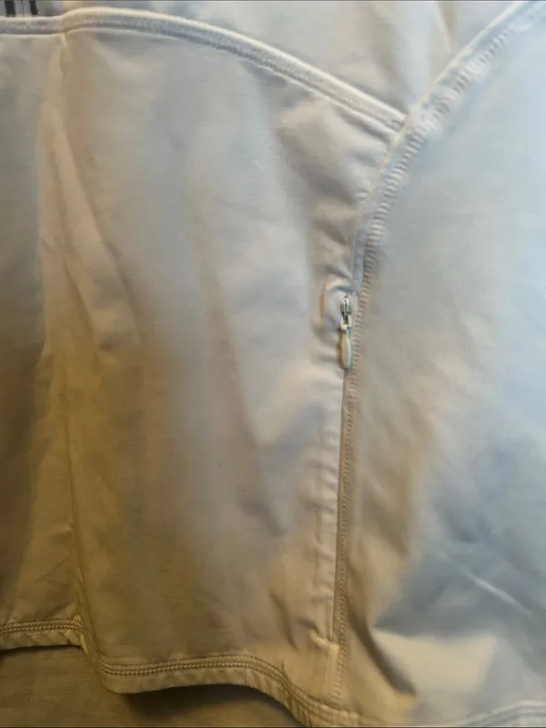 Athleta tech mesh detail half zip pull over size large - Image 5