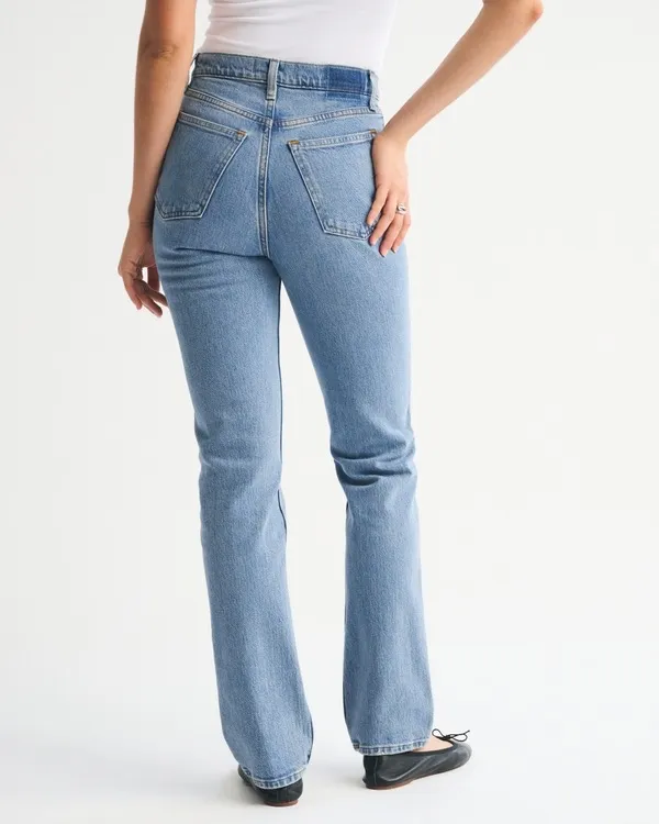 Abercrombie & Fitch Ultra High Rise 90s Straight Jean - Image 5