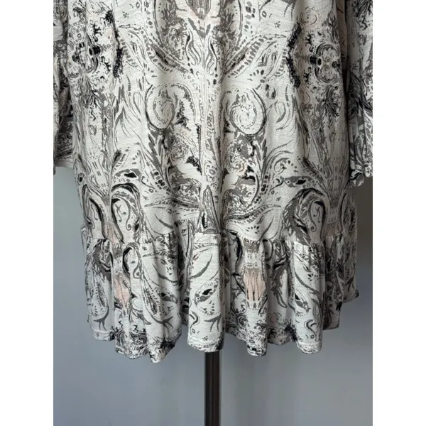 Tribal‎ Shirt Women Large Ivory Gray Floral Fleur Lace Up Neck Ruffle Hem Top - Image 7