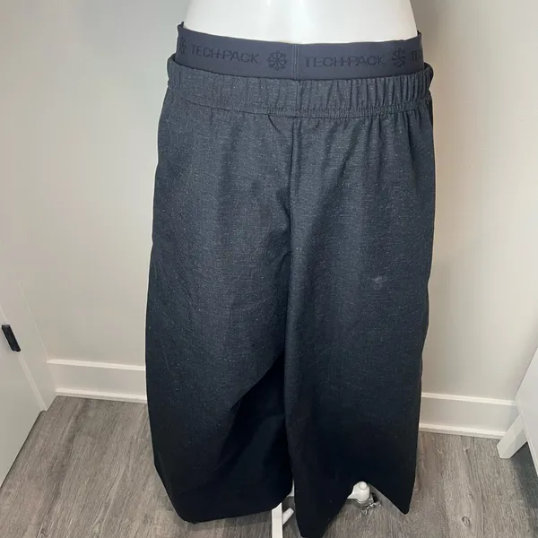 Nike Sportswear Tech Pack High-Waist Wide Leg Ripstop Pants - Image 3