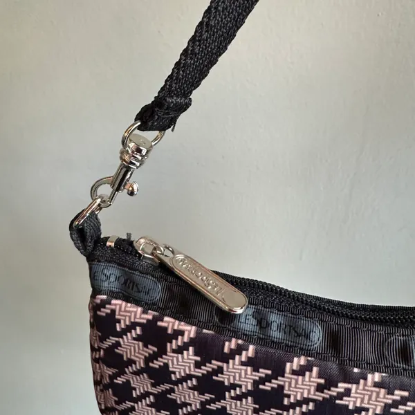 LeSportsac Shoulder Bag - Image 3