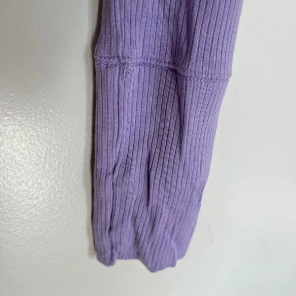 Offline by Aerie Purple Ribbed‎ Ruched Side Cropped Long Sleeve Top Small - Image 2