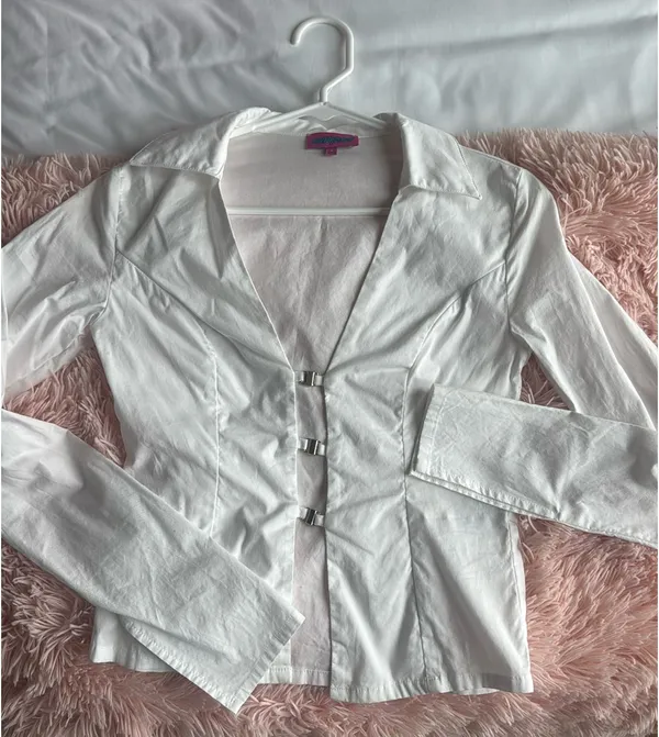 Edikted Top White Long Sleeve - Image 2