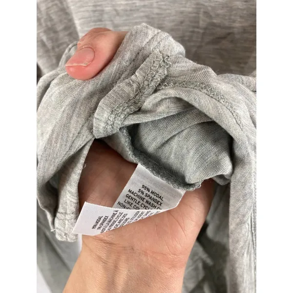 Nordstrom Heather Grey V Neck Long Sleeve Shirt S - Image 4