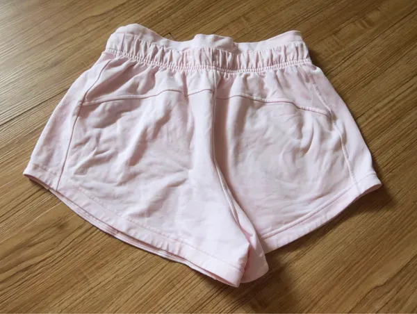 Lululemon Inner Glow Shorts 3” size 6 - Image 2