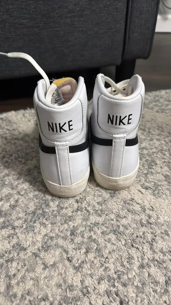 Nike Blazer Mid 77 - Image 2