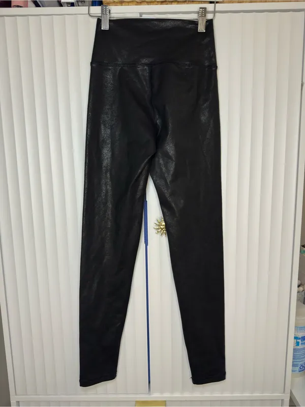 Offline by Aerie High-Waisted Crossover Waistband Black Metallic Leggings SMALL - Image 6