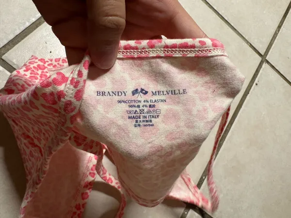 Brandy Melville Top one size  - Image 3