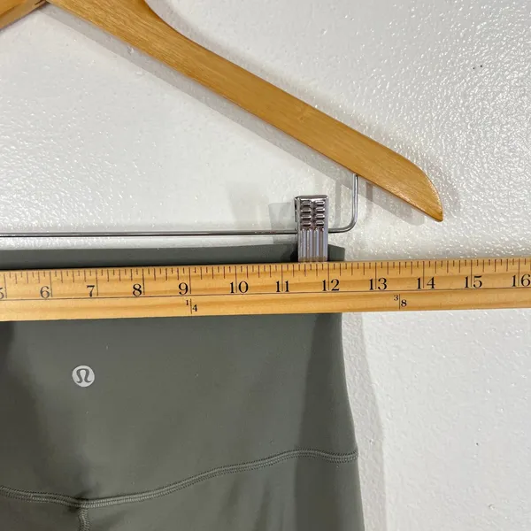 Lululemon Align High-Rise Crop 21" Leggings‎ Grey Sage Nulu 6 LW6BGFS Athleisure - Image 5