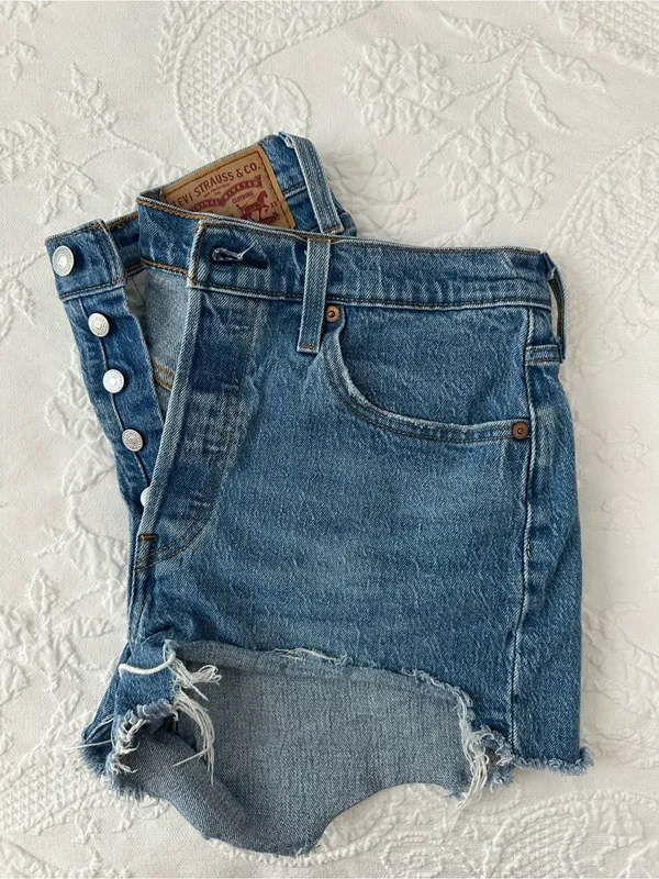 Levi's Women's Blue Distressed Cutoff Denim Shorts Size 28 - Image 2