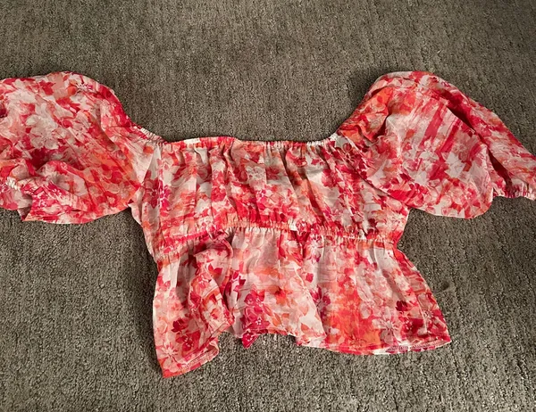 Sky To Moon Crop Top Size M - Image 2