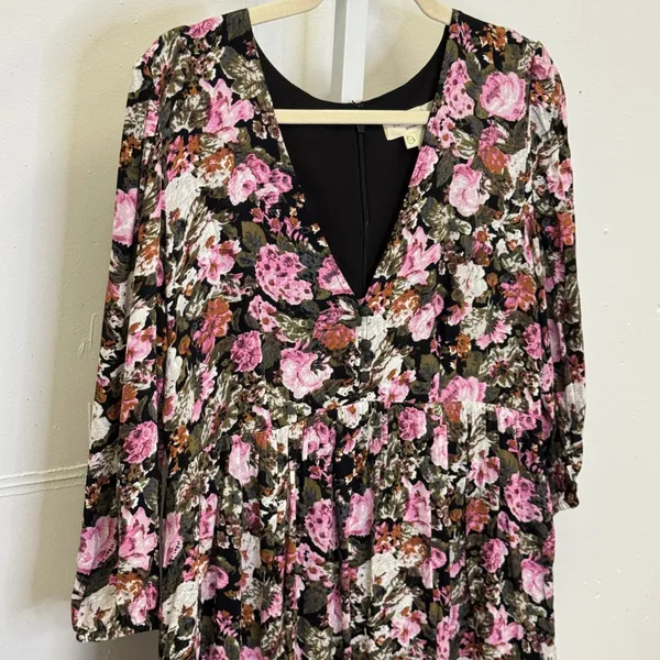 Saltwater Luxe Pink Floral V-Neck Mini Dress‎ Long Sleeve Rayon Medium Boho - Image 3