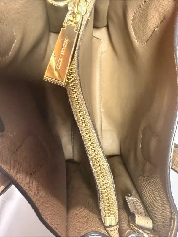 Michael Kors Mercer Small Pebbled Leather Satchel Crossbody Beige Gold - Image 6
