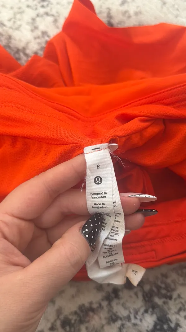 Lululemon Shorts 2.5" - Image 2