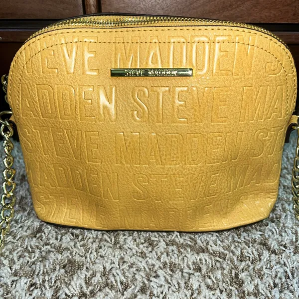Steve Madden, yellow purse - Image 3
