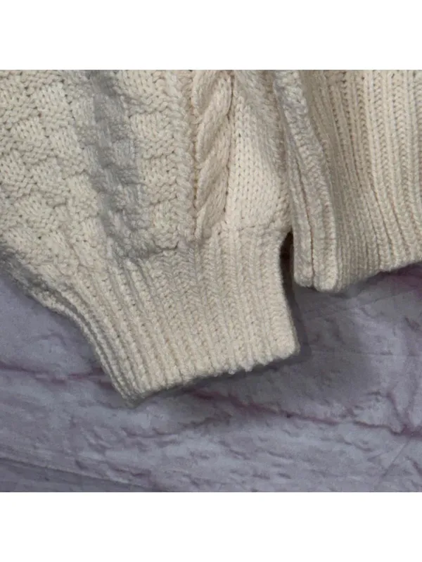 52Seven Women’s Cream Cable Knit Sweater Size Large - Image 5