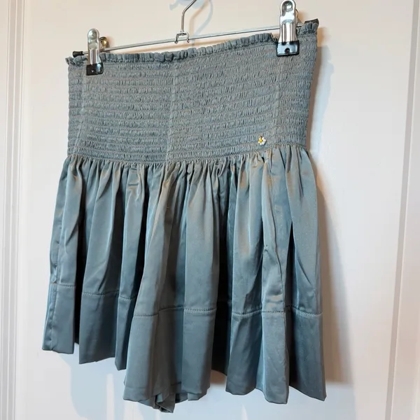 Natural‎ Life Womens Blue Satin Mini Skort Small Smocked Ruffle Boho - Image 2