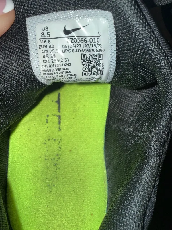 Nike Free Metcon 4 Training Shoes Black White Volt Women's Size 8.5 - Image 6