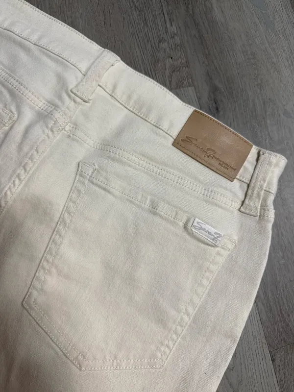 Seven7 Weekend Denim Shorts - Image 6
