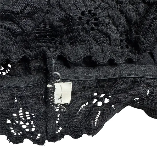 Black Floral Lace Bralette M Coquette Soft Goth Balletcore - Image 6