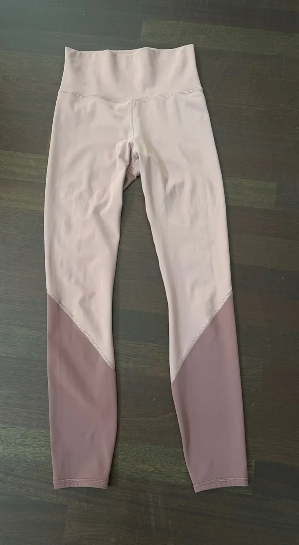 Vuori Leggings - Image 4