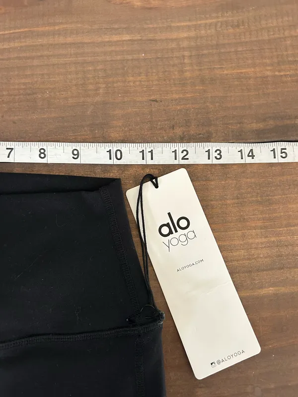 ALO Yoga Goddess Ruched Legging Size XS NEW - Image 8
