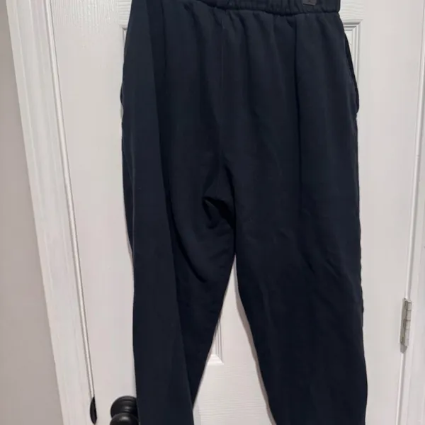 Hollister Black Joggers for Women - Image 4